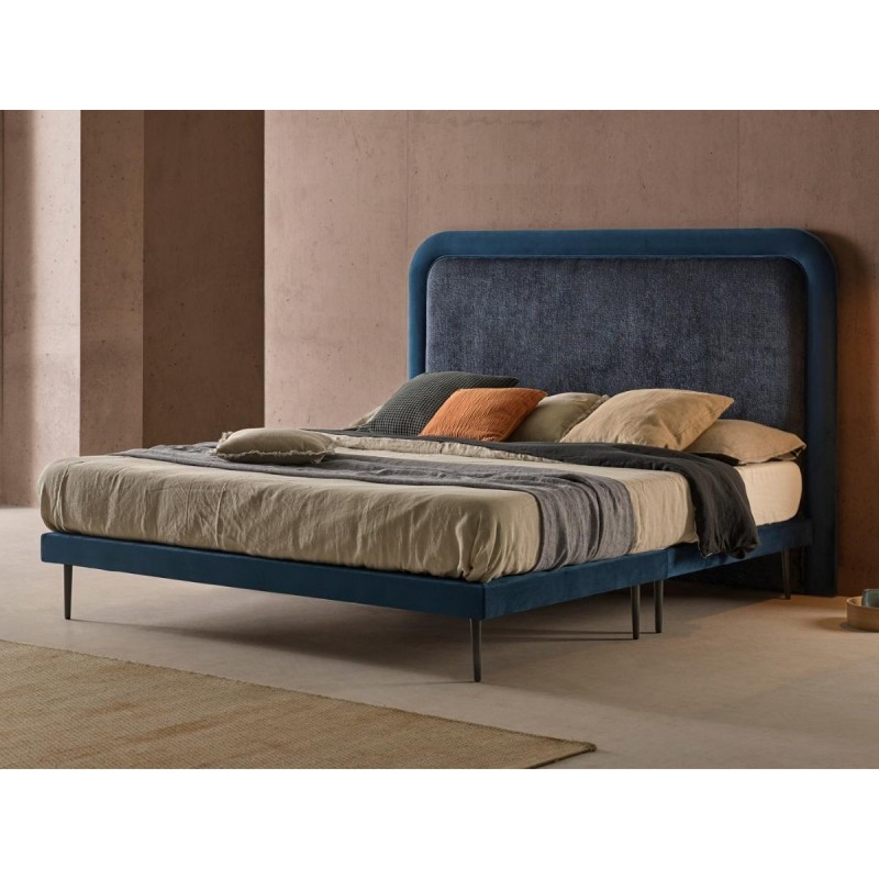 CAMA CON DISEÑO CURVO